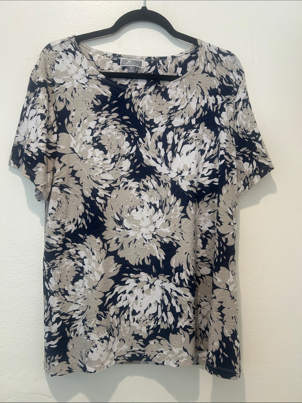 JM Collection Navy Floral Short-Sleeve Tee with Beige Accents